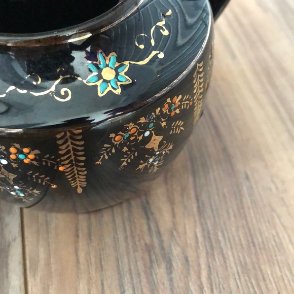 Gorgeous Japanese Style Teapot - Picture 4 of 5